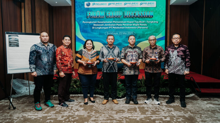 Foto Bersama FGD Pemanduan SPJM