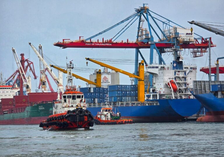 Pelindo-Regional-2-Tanjung-Priok.jpeg