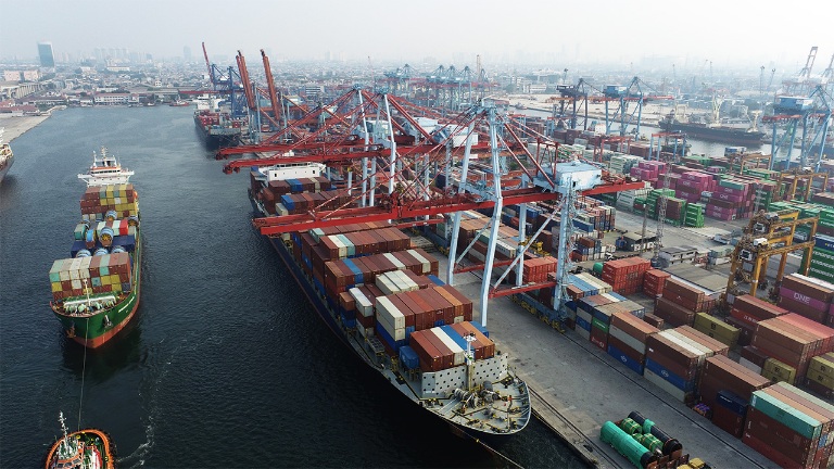 Ilustrasi-Kegiatan-bongkar-muat-MV-AS-Carolina-di-Terminal-Operasi-3.jpg