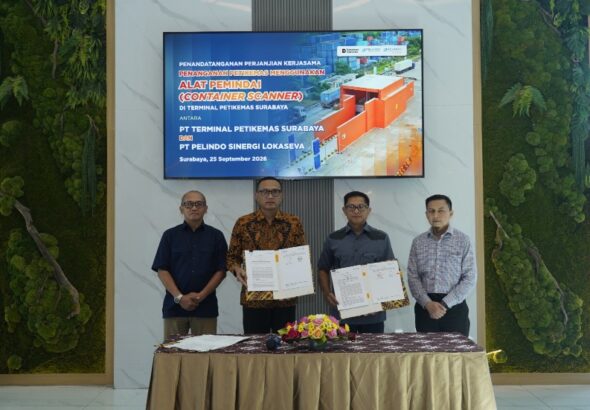 Dirut-TPS-Ali-Sodikin-bersama-Dirut-PSL-Faruq-Hidayat-setelah-acara-penandatanganan.jpg