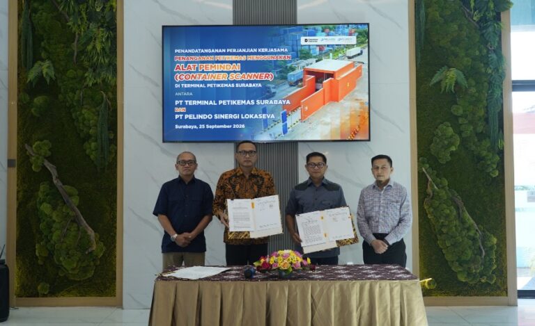 Dirut-TPS-Ali-Sodikin-bersama-Dirut-PSL-Faruq-Hidayat-setelah-acara-penandatanganan.jpg